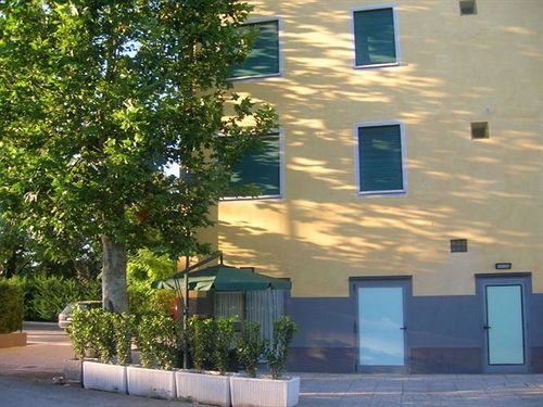 Hotel Fontana روبييرا المظهر الخارجي الصورة