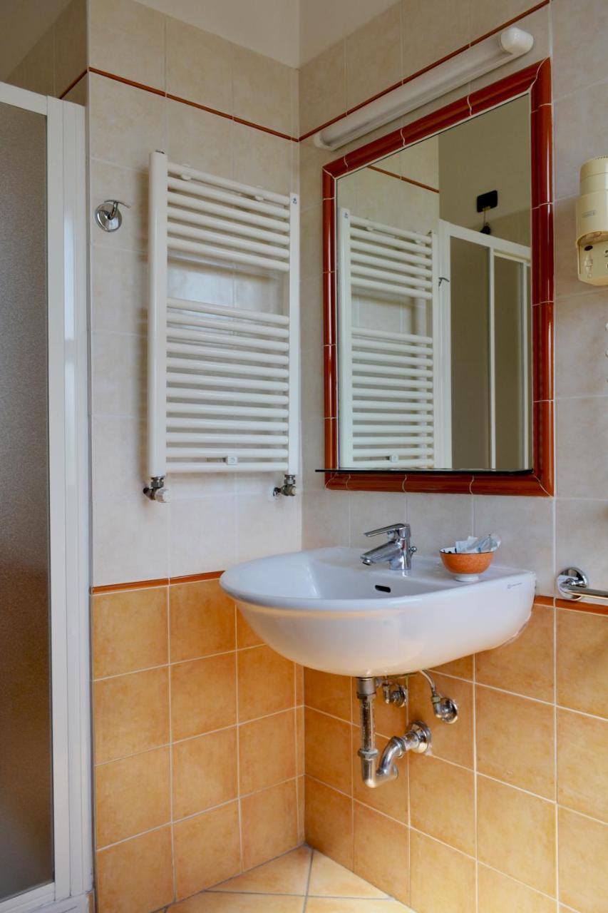 Hotel Fontana روبييرا المظهر الخارجي الصورة